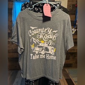 SHEIN Curve new without tags. “Country Roads”